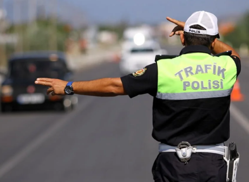 Yeni trafik cezaları yürürlüğe girdi: Cezalar rekor seviyeye çıktı