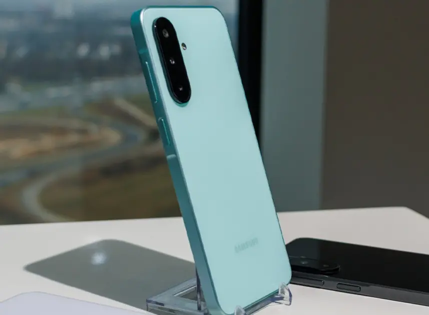 Samsung Galaxy A27 ilk bakış daha şık tasarım ve yeni çip dikkat çekiyor