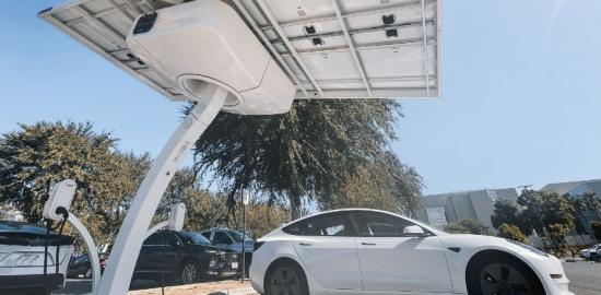 Tesla Avrupa’da dibi gördü: Rekor düşüş yaşanıyor