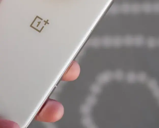 OnePlus yeni amiral gemisi modeliyle gündemde