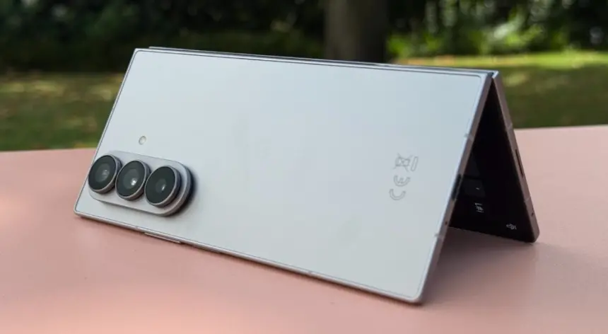Galaxy Z Flip7 ve Galaxy Z Fold7’ye rekor ön sipariş talebi