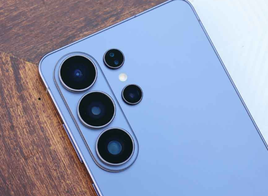 Samsung Galaxy S27 Pro'nun kamera sistemi sadeleşebilir: Ultra seviyesinden uzaklaşacağı iddia edildi