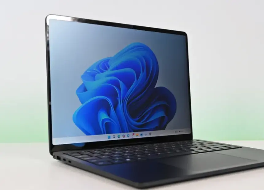 Microsoft, en iyi Surface Laptop modelini üretmemekle eleştiriliyor