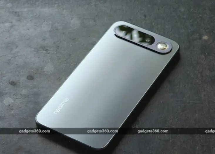 Realme 16 incelemesi: Büyük batarya öne çıkıyor, ancak yükseltme için yeterli mi?