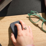 Logitech’in katlanabilir mini faresi ortaya çıktı: Dokunmatik yüzeye alternatif olmaya geliyor