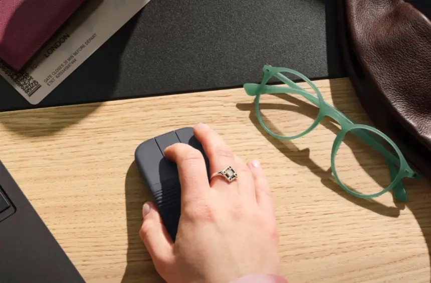 Logitech’in katlanabilir mini faresi ortaya çıktı: Dokunmatik yüzeye alternatif olmaya geliyor