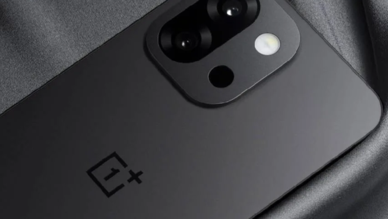 OnePlus Ace 6 Ultra Nisan ayında geliyor: 165Hz ekran ve Dimensity 9500 ile performans odaklı model