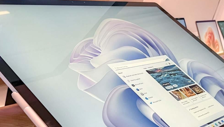 Microsoft yeni Surface cihazlarının sinyalini verdi: “Yeni bir PC çağı” başlıyor olabilir