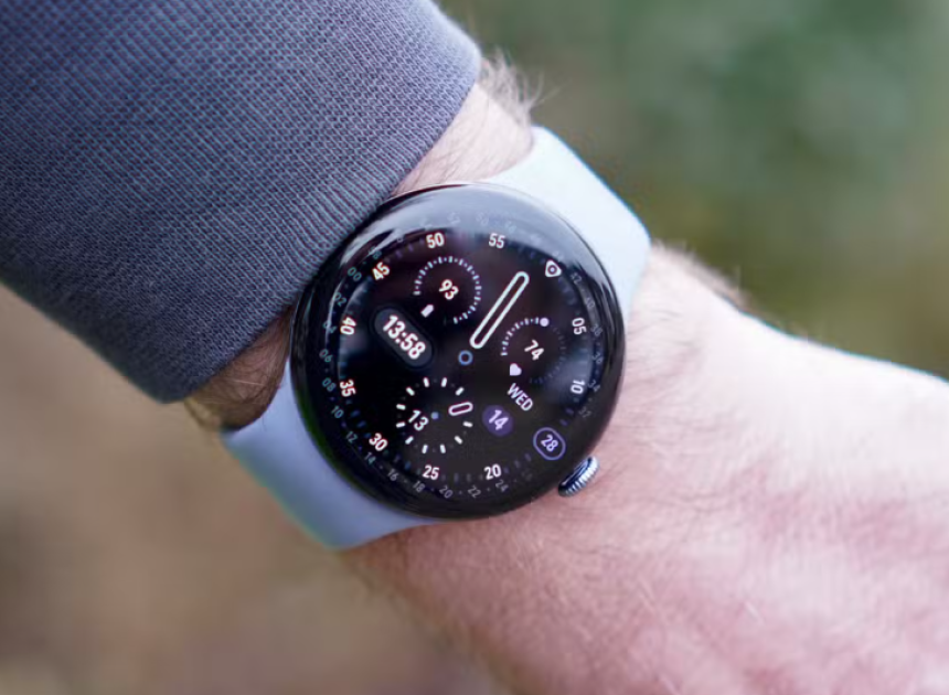 Wear OS'ta tek bir ayarı kapatmak pil ömrünü iki katına çıkarabiliyor