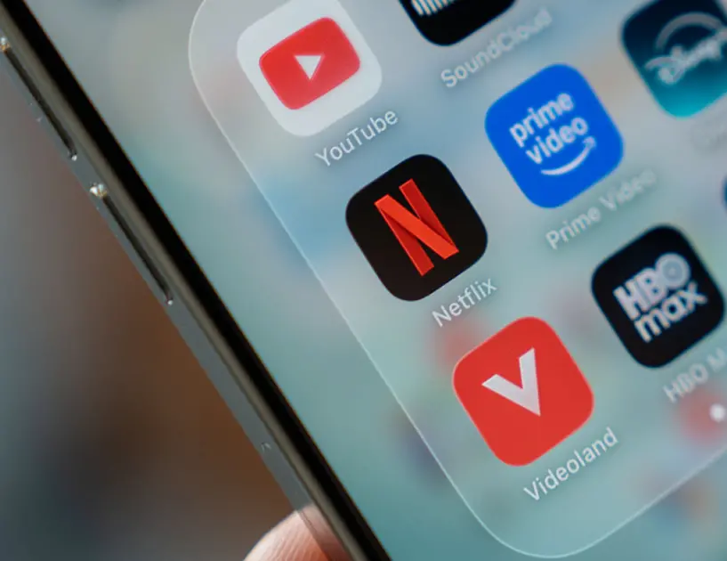 Netflix yeni tasarım ile değişiyor: mobil deneyim nasıl dönüşecek?