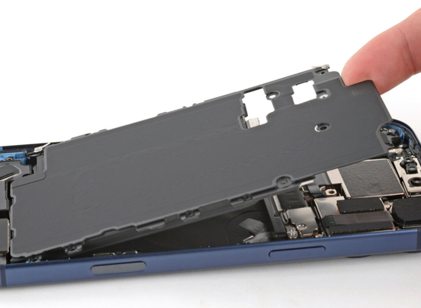Apple, iPhone 18 Pro'da devasa bataryalara ihtiyaç duymadığını göstermeye çalışıyor
