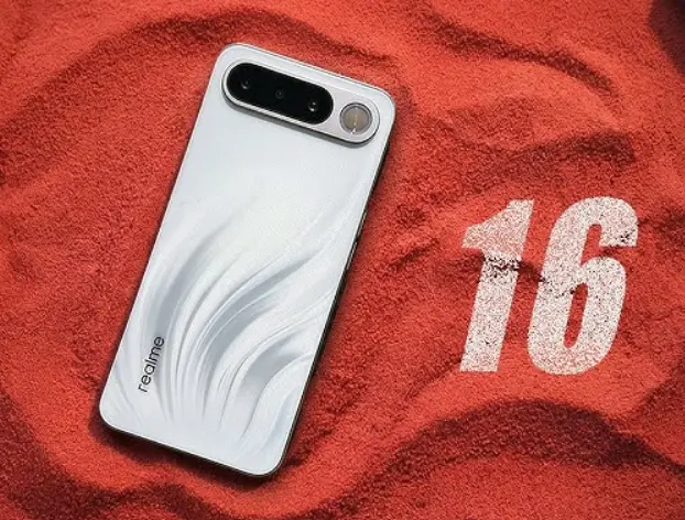 Realme 16 5G büyük bataryasıyla sahneye çıkmaya hazırlanıyor