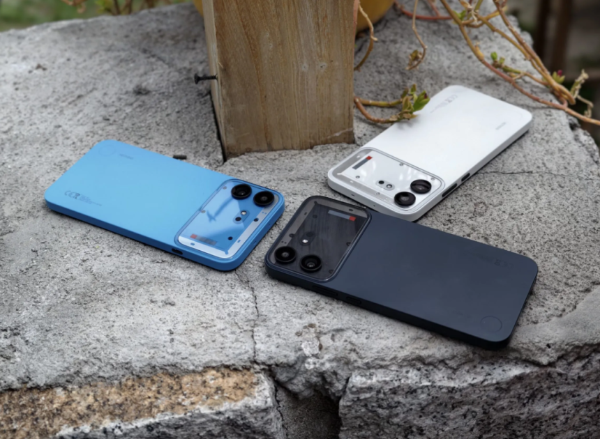 Nothing Phone (4b) ilk kez görüntülendi: İkonik şeffaf tasarım büyük ölçüde terk ediliyor