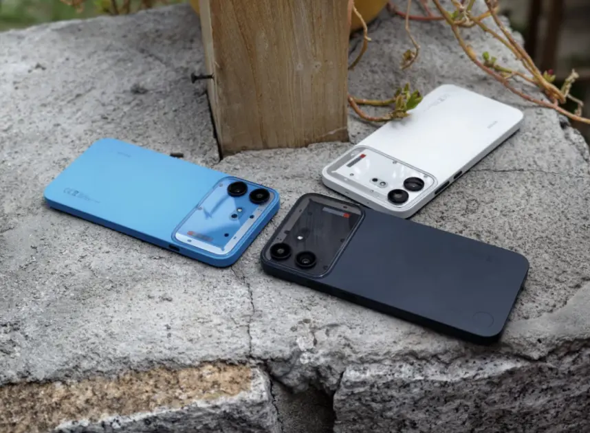 Nothing Phone (4b) ilk kez görüntülendi: İkonik şeffaf tasarım büyük ölçüde terk ediliyor