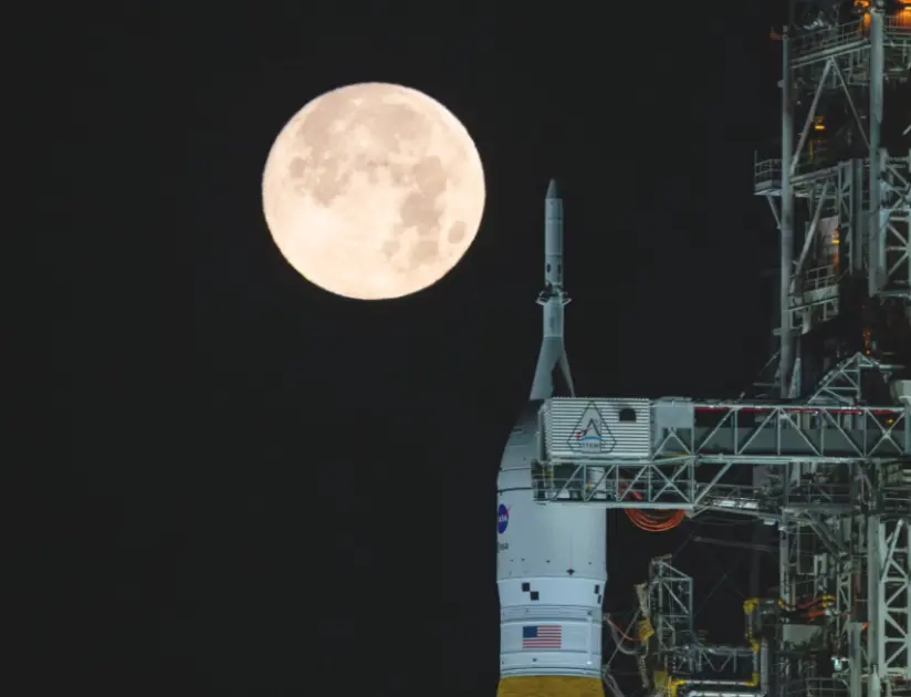 Artemis III gecikti, ay inişi 2028'e kaydı!