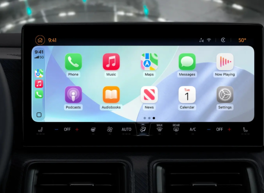 iOS 27 ile CarPlay daha akıllı hale geliyor: Siri 2.0, video desteği ve uydu bağlantısı yolda