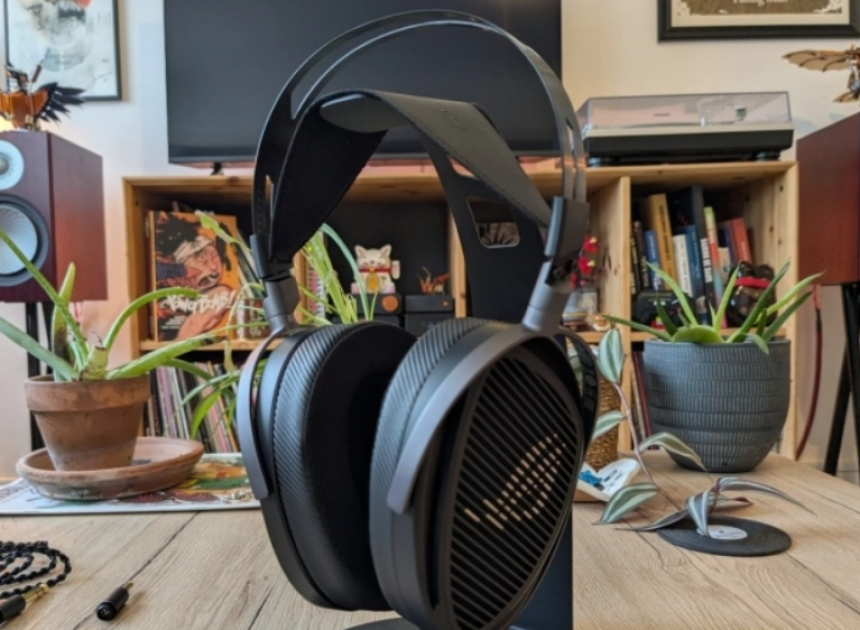 Planar manyetik sürücülü ROG Kithara dikkat çekti