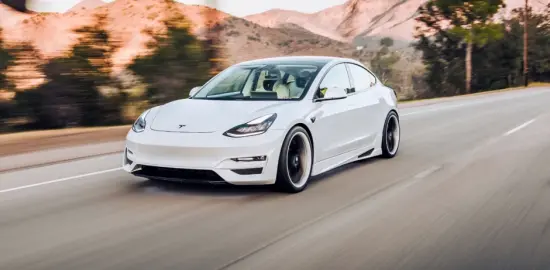 Tesla batarya değişim maliyeti isyan ettirdi