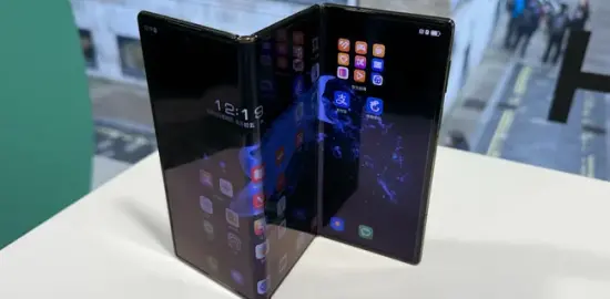 Samsung Galaxy Z Tri-fold: Üç katlanabilir telefonun ilk detayları sızdırıldı