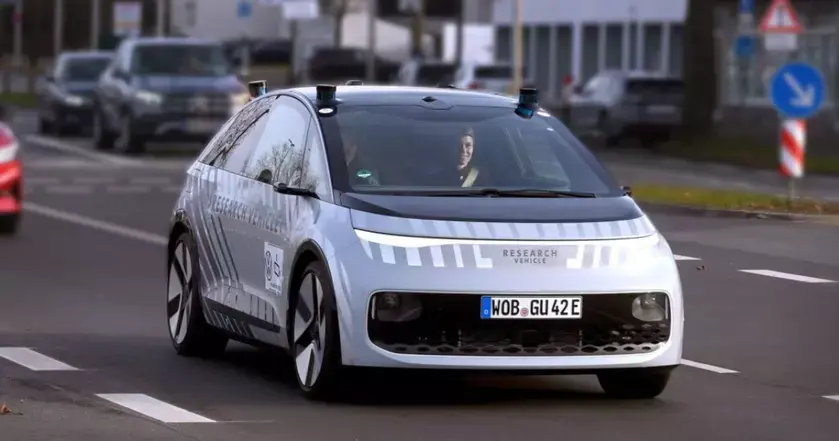 Volkswagen şehir içi otonom araç testlerine başladı