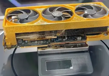 ASUS, beş kilo saf altınla donatılmış RTX 5090 Real Gold Edition’ı tanıttı