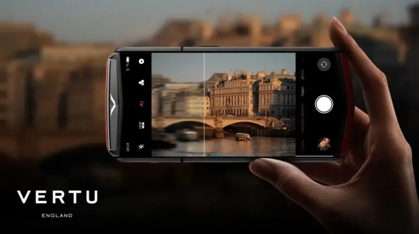 Vertu geri döndü: Zengin telefonu kıskandıran özelliklerle geliyor