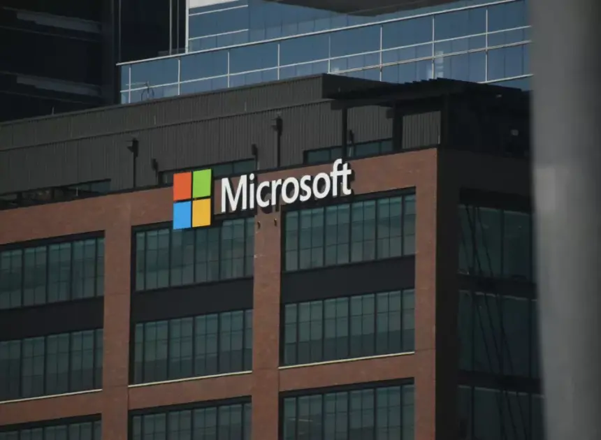 Microsoft’tan 51 Yıllık Tarihinde Bir İlk: Yapay Zeka Yatırımları İçin Binlerce Çalışana "Gönüllü Çıkış" Teklifi